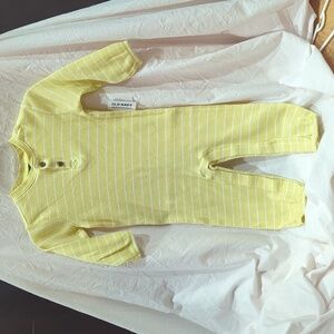 Old navy Yellow & White Baby Romper Size 18 Months